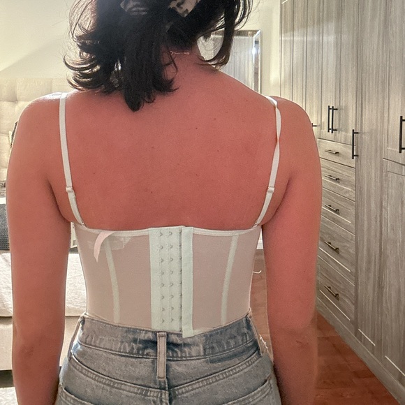 *****SOLD***** NWT Urban Outfitters Modern Love Corset - Picture 4 of 11